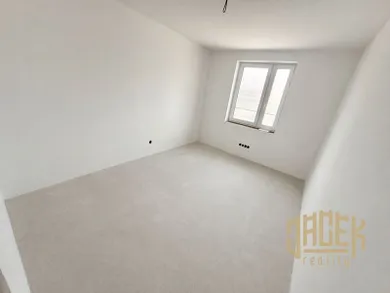 Na predaj dom, Sverepec
