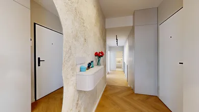 Na predaj 4-izbový byt, 180 m², Trnava