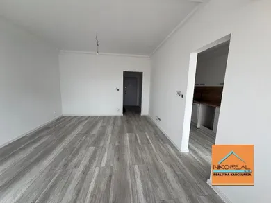 Na predaj 4-izbový byt, 68 m², Bratislava-Ružinov, Martinčekova