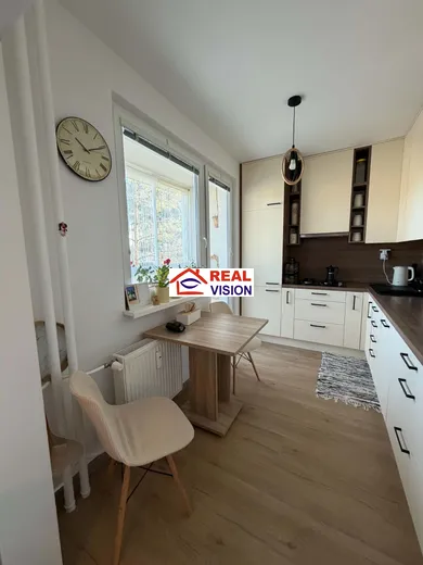 Na predaj 3-izbový byt, 70 m², Poprad, Novomeského