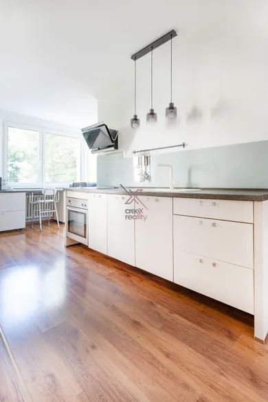 Na predaj 3-izbový byt, 82 m², Trnava, Ulica Andreja Kubinu
