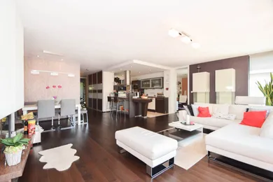 Na prenájom 4-izbový byt, 135 m², Bratislava-Nové Mesto
