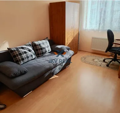 Na predaj 3-izbový byt, 78 m², Bratislava-Dúbravka, nejedleho