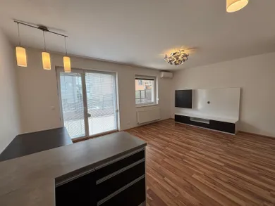 Byty na predaj 3-izbový, Slovenský Grob · €235 000
