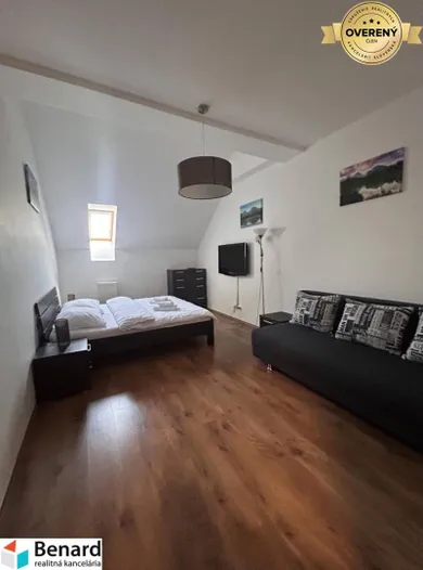 Na predaj 2-izbový byt, 47 m², Veľká Lomnica, Tatranská