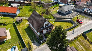 Будинки на продаж, Borský Mikuláš · €185 000