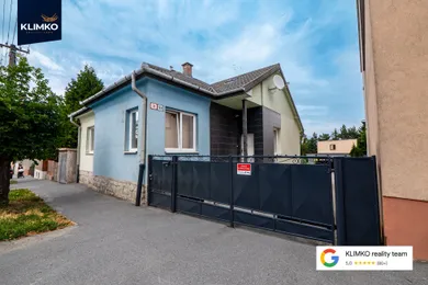 Будинки на продаж, 5-кімнатні, Prešov · €330 000