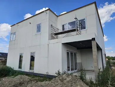 Mieszkania na sprzedaż, 3-pokojowe, Senec · €299 000