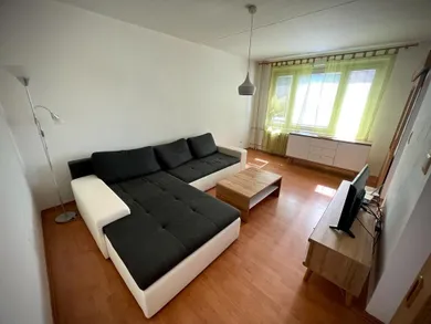 Kiadó lakások, 2-szobás, Zvolen · €550
