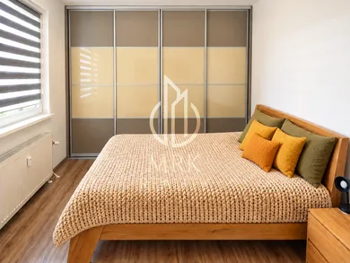 Na predaj 3-izbový byt, 65 m², Bratislava-Petržalka, Markova