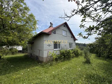 Na predaj 5-izbový dom, 180 m², Lenartov