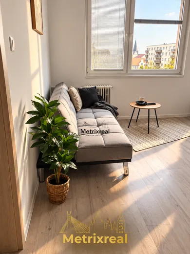 Na prenájom 2-izbový byt, 50 m², Dunajská Streda
