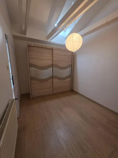 Na prenájom 2-izbový byt, 48 m², Pezinok, Hrnčiarska