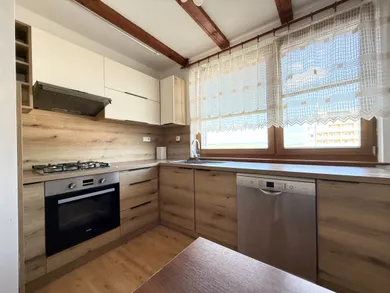 Na predaj 3-izbový byt, 68 m², Spišská Nová Ves, Dubová