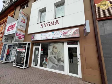 Lokale komercyjne na wynajem, Poprad · €750