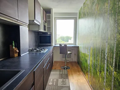 Na predaj 3-izbový byt, 70 m², Bratislava-Petržalka