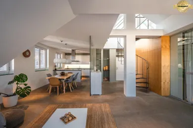 Na predaj 3-izbový byt, 129 m², Bratislava-Ružinov, Svätoplukova
