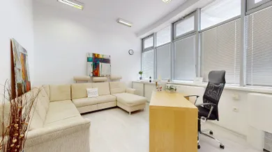 Na predaj komerčné, 82 m², Bratislava-Karlova Ves