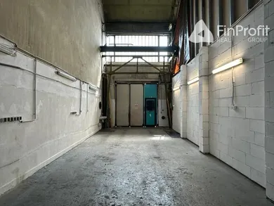 Lokale komercyjne na wynajem, Bratislava-Petržalka · €646
