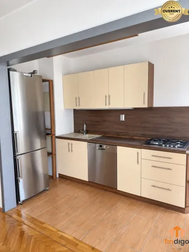 Na prenájom 2-izbový byt, 58 m², Bratislava-Ružinov, Svidnícka