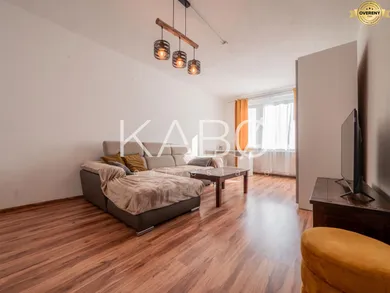 Mieszkania na wynajem, 3-pokojowe, Nitra · €670