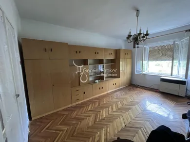 Na predaj dom, 180 m², Perkupa