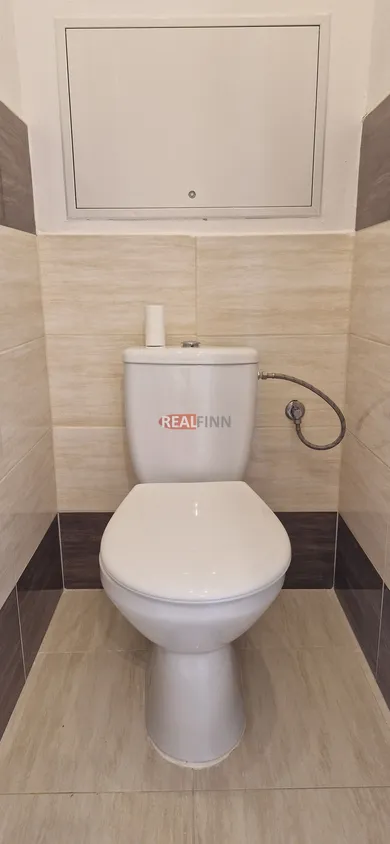 Na prenájom 1-izbový byt, 36 m², Nové Zámky, juh