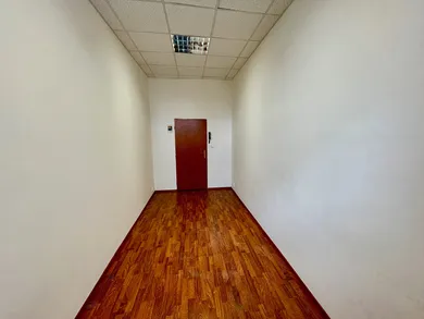 Na prenájom komerčné, 11 m², Košice-Staré Mesto, Moyzesova