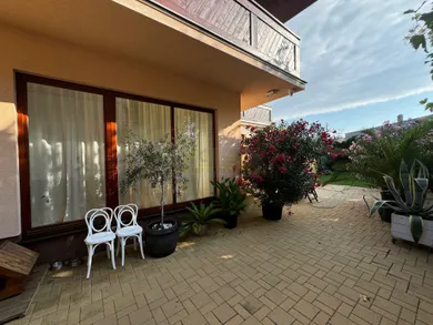 Na predaj 5-izbový dom, 114 m², Piešťany, Dubová