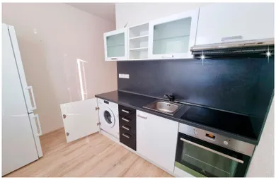 Na prenájom 2-izbový byt, 57 m², Banská Bystrica, Okružná