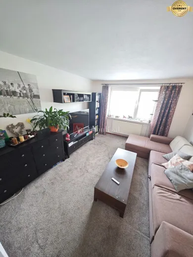 Na predaj 5-izbový dom, 200 m², Medzibrod, Niva