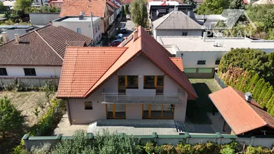 Na predaj 6-izbový dom, 187 m², Lučenec, Špitálska