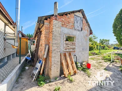 Na predaj 1-izbový rekreačný dom, 19 m², Nové Zámky, Ľanová Ulica