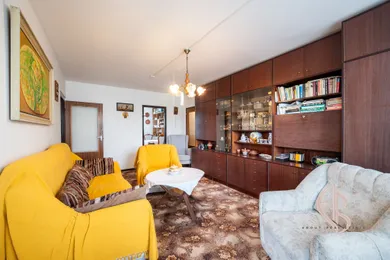 Na predaj 3-izbový byt, 70 m², Banská Bystrica, Ďumbierska