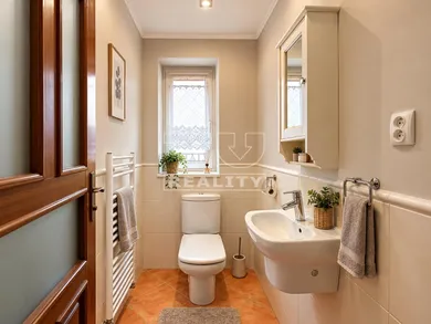 Na predaj 3-izbový byt, 90 m², Košice-Staré Mesto