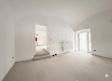 Obiekty na sprzedaż, Nitra · €105 000