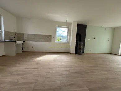 Na predaj dom, 107 m², Piešťany, Winterova