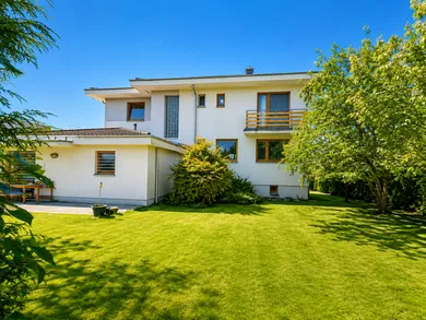 Domy na sprzedaż, 7-pokojowe, Prievidza · €505 000