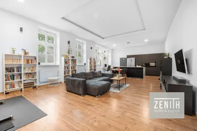 Na predaj 5-izbový dom, 265 m², Bratislava-Staré Mesto, Radlinského