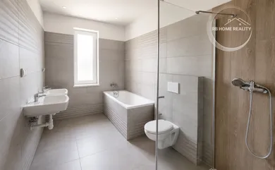Na predaj 4-izbový dom, 108 m², Kyselica