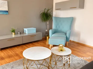 Na predaj 2-izbový byt, 49 m², Trenčín, Armádna