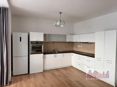 Na prenájom 3-izbový byt, 96 m², Žilina, Tajovského