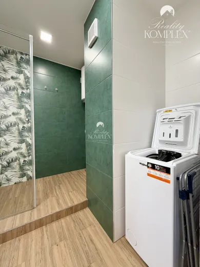 Na prenájom 2-izbový byt, 52 m², Komárno, Zimná