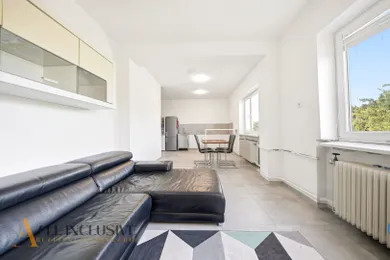 Na predaj 6-izbový dom, 162 m², Topoľníky