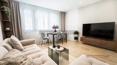Na predaj 4-izbový byt, 87 m², Bratislava-Petržalka, Tupolevova