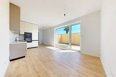 Na predaj 2-izbový byt, 96 m², Bratislava-Vrakuňa, Majerská