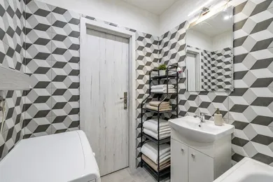 Na predaj 3-izbový byt, 73 m², Bratislava-Petržalka, Kapicova
