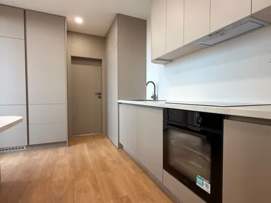 Na predaj 3-izbový byt, 69 m², Levice, Dopravná ul.