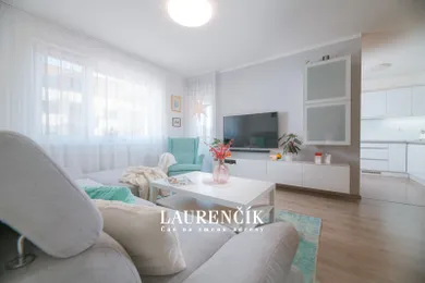 Mieszkania na wynajem, 2-pokojowe, Trenčín · €650