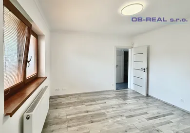 Na predaj 3-izbový dom, 90 m², Matúškovo